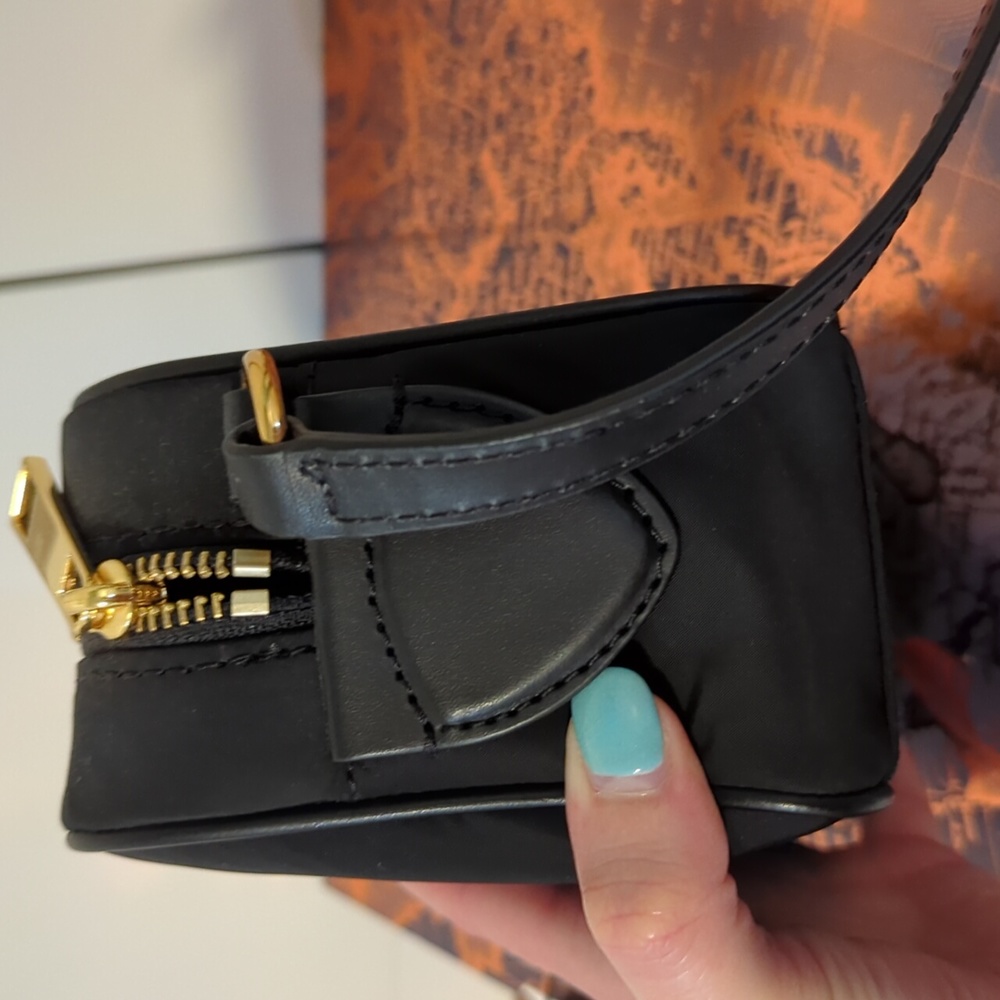 NWT. Marc Jacobs Voyager Nylon Square crossbody - Picture 6 of 10